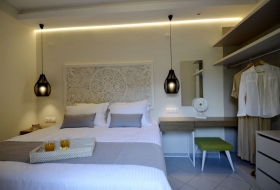 Blue_View_Villas_Stalis_Crete_103_Bedroom01_1000p